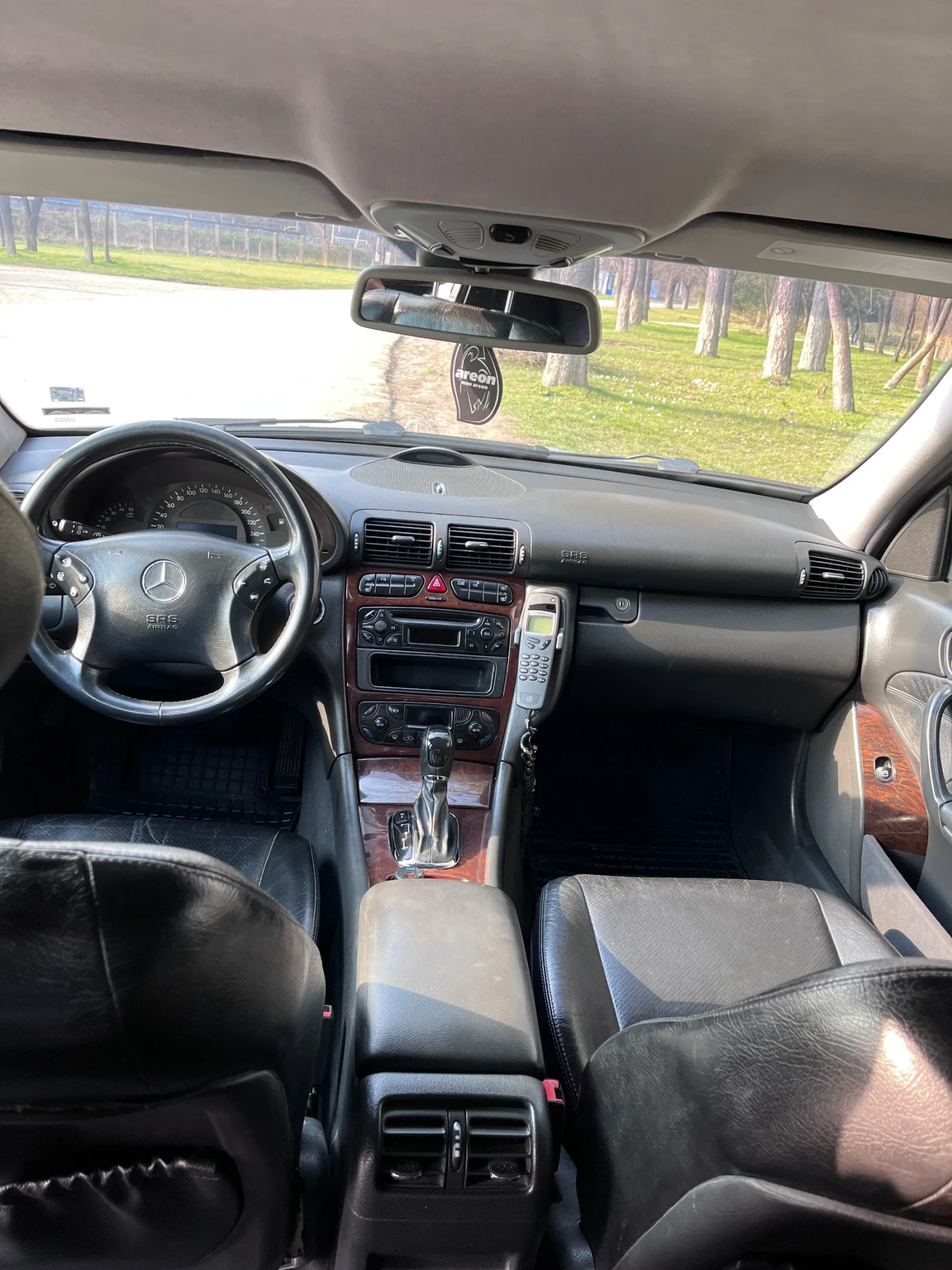 Mercedes-Benz C 220 CDI, снимка 7 - Автомобили и джипове - 53879836