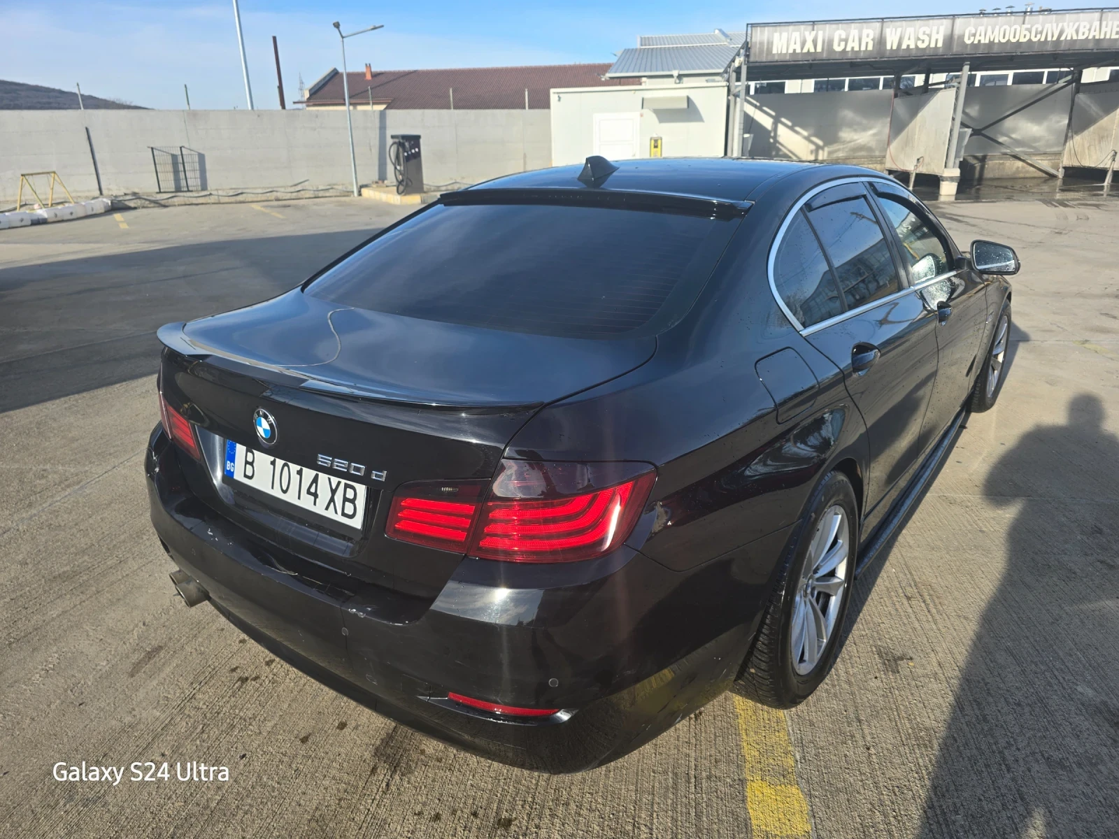 BMW 520 Facelift, снимка 5 - Автомобили и джипове - 53980094