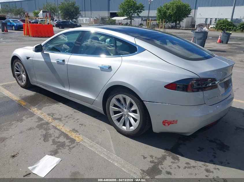Tesla Model S 60/75, снимка 3 - Автомобили и джипове - 54273278