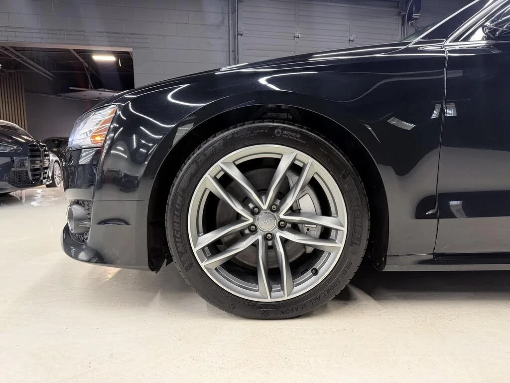 Audi A8 * S-Line* * HeadUp* AвтоКредит* (ЦЕНА ДО БГ), снимка 16 - Автомобили и джипове - 54519496
