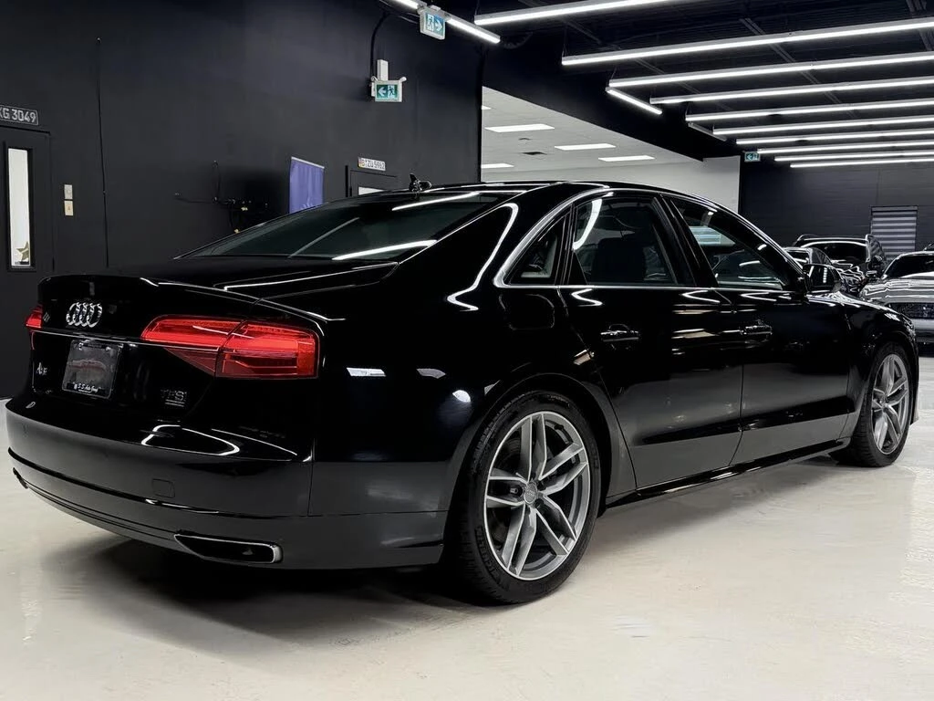 Audi A8 * S-Line* * HeadUp* AвтоКредит* (ЦЕНА ДО БГ), снимка 4 - Автомобили и джипове - 54519496