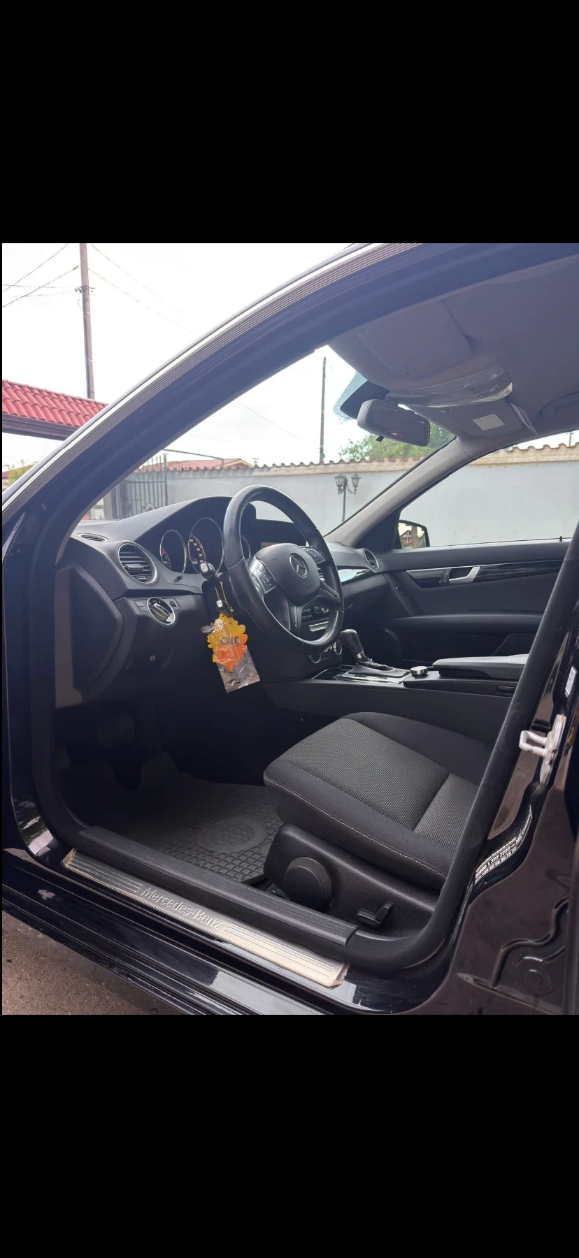 Mercedes-Benz C 200 Автомат/Ел. Подгр Седалки , снимка 13 - Автомобили и джипове - 54946468