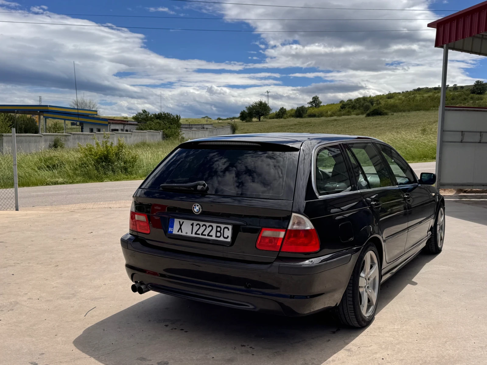 BMW 320, снимка 6 - Автомобили и джипове - 55101049