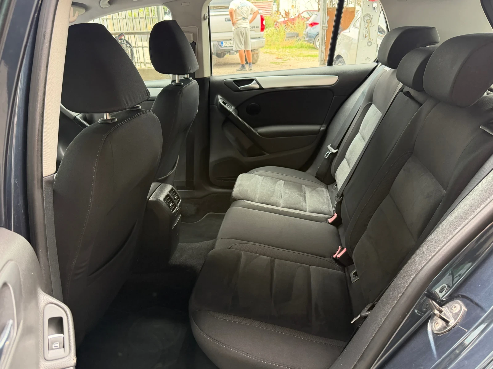 VW Golf 2.0TDI 6speed 140h.p , снимка 9 - Автомобили и джипове - 55206376