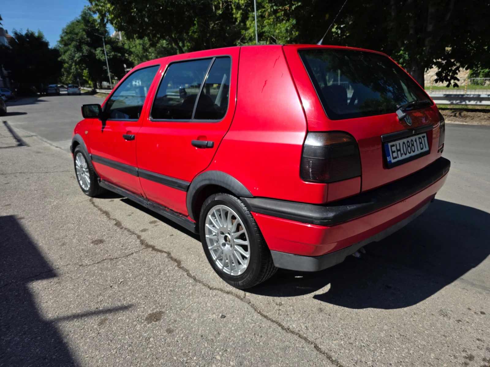 VW Golf 1.9tdi 90k.c., снимка 8 - Автомобили и джипове - 55308573