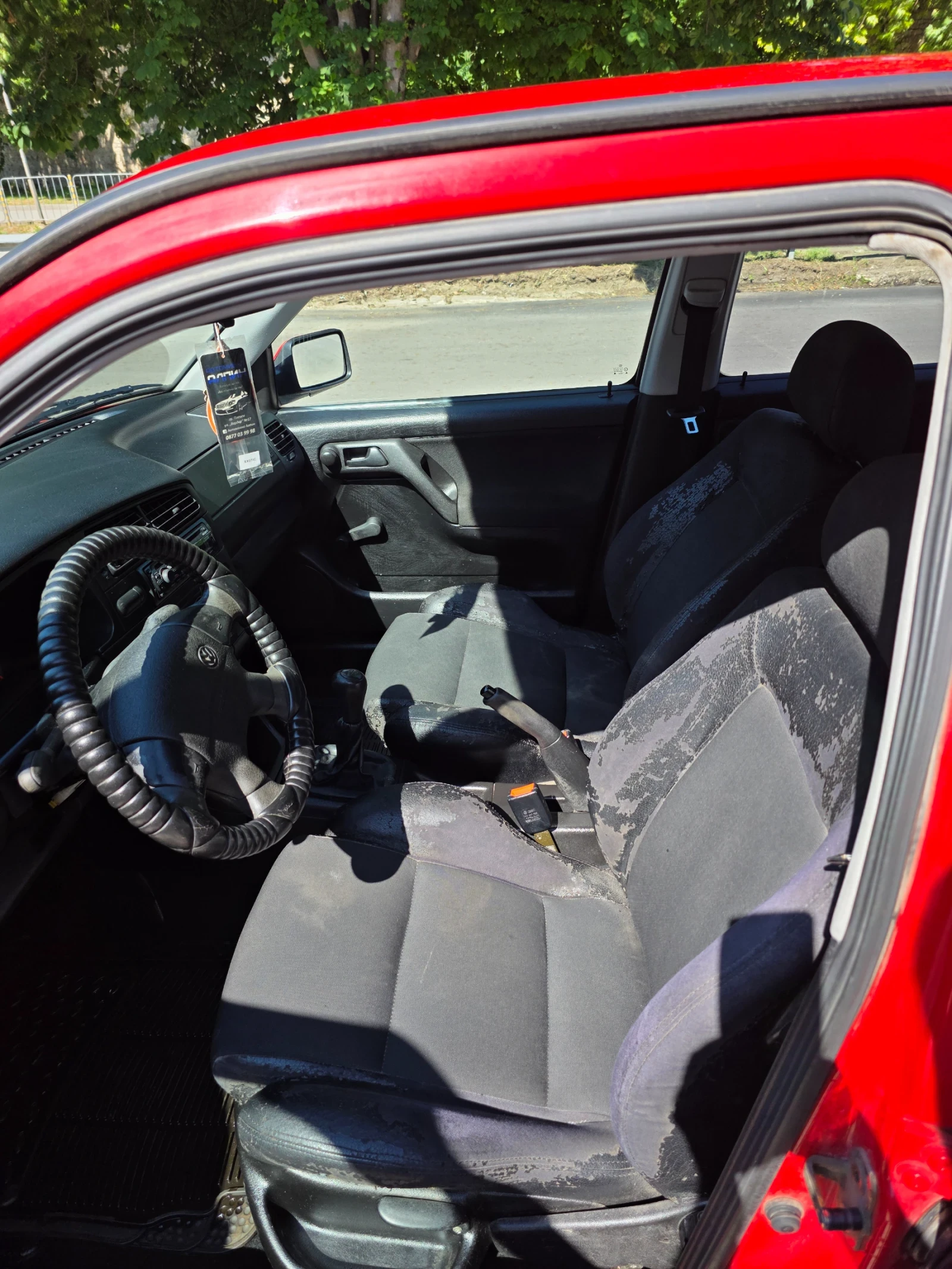 VW Golf 1.9tdi 90k.c., снимка 9 - Автомобили и джипове - 55308573