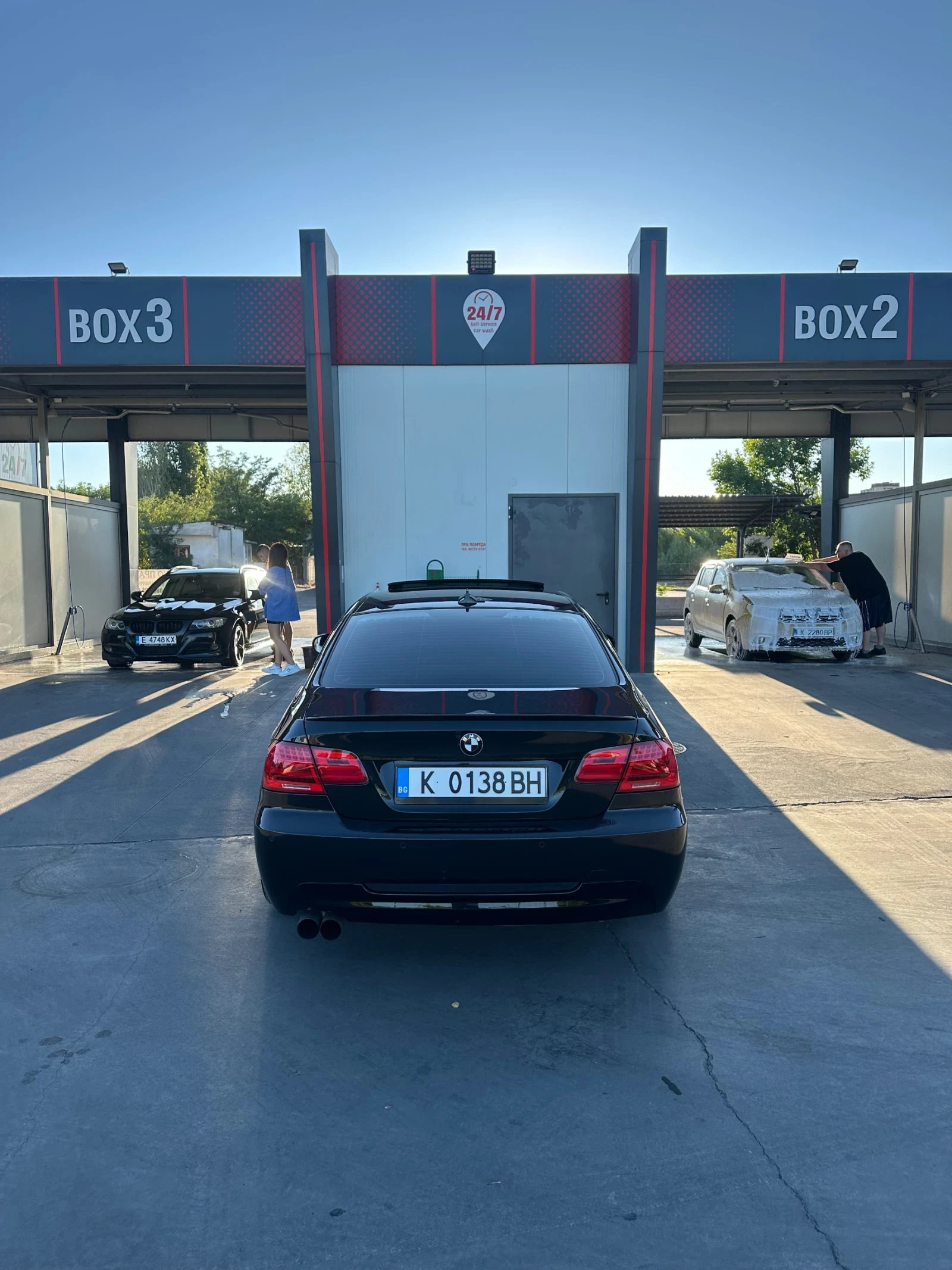 BMW 320 320, снимка 3 - Автомобили и джипове - 55344560