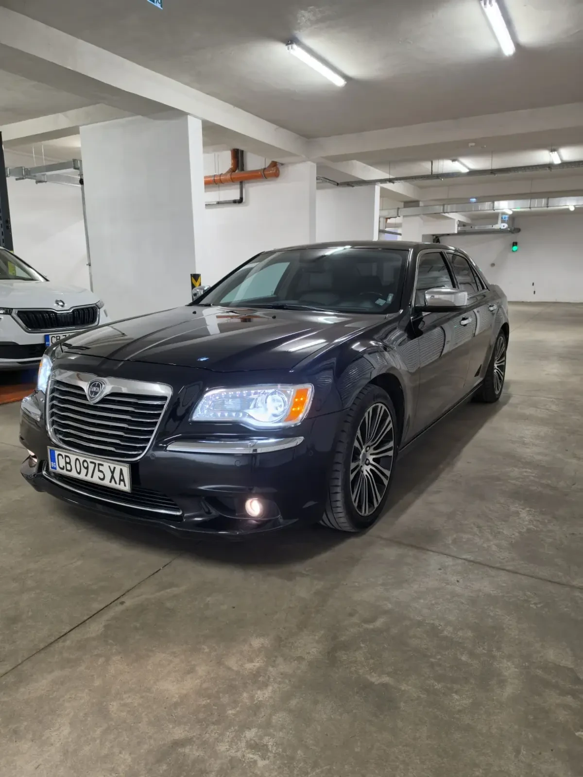 Lancia Thema, снимка 2 - Автомобили и джипове - 55386679