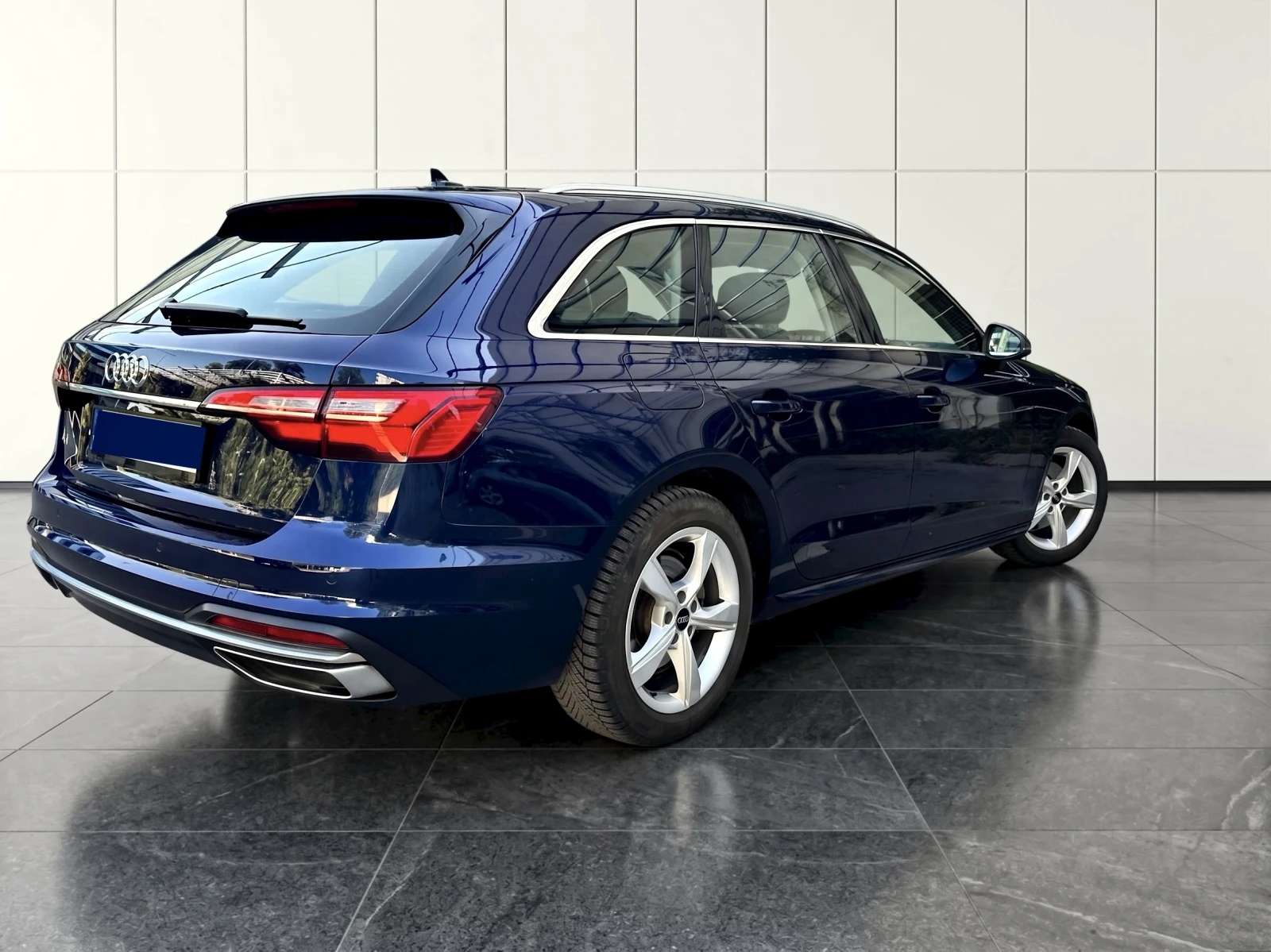 Audi A4 Лизинг: 240 евро / месец, снимка 4 - Автомобили и джипове - 55543415