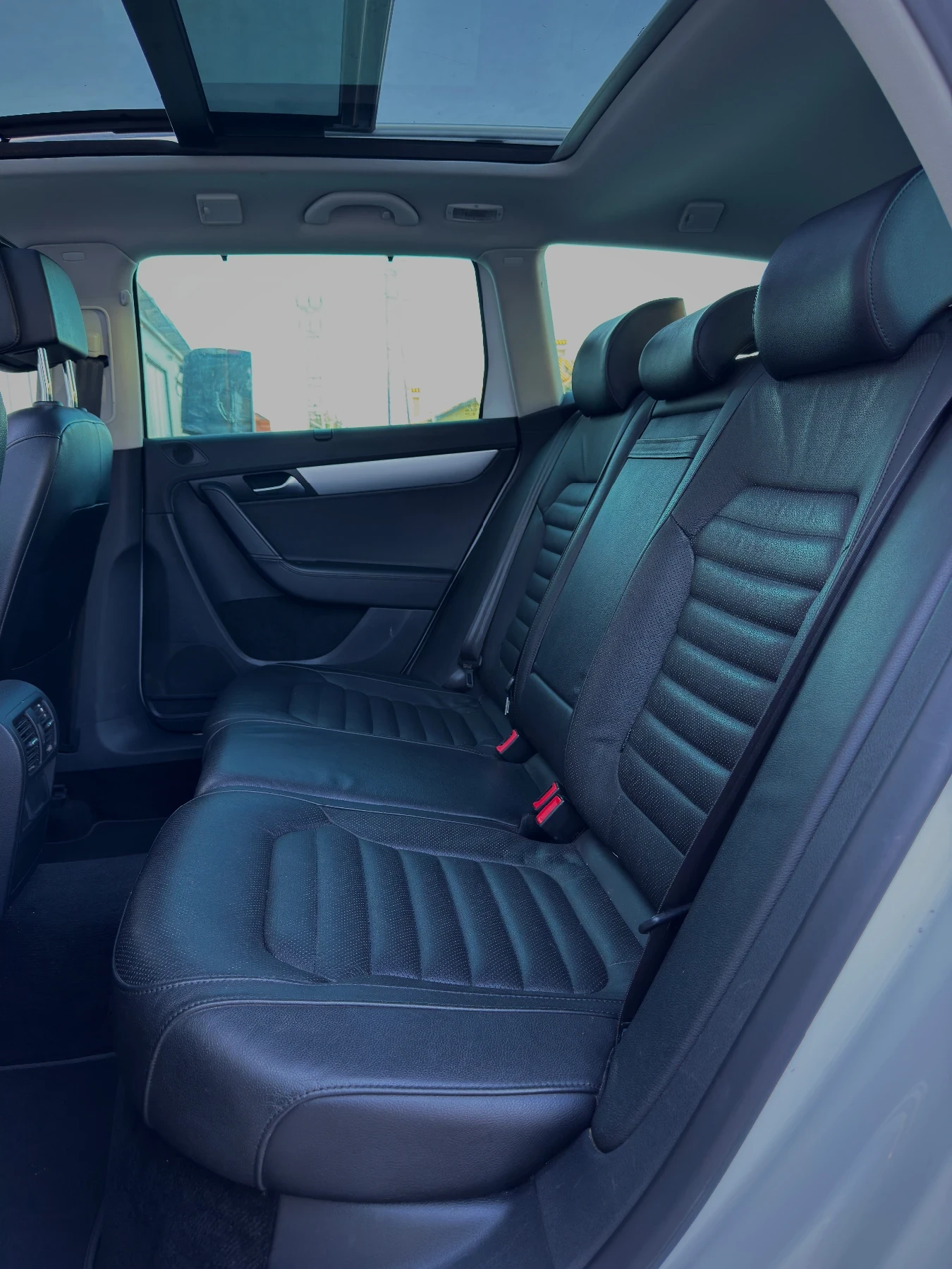 VW Passat 2.0TDI* DSG* Alltrack* Pano* LED* Масаж* Теглич, снимка 15 - Автомобили и джипове - 55782971
