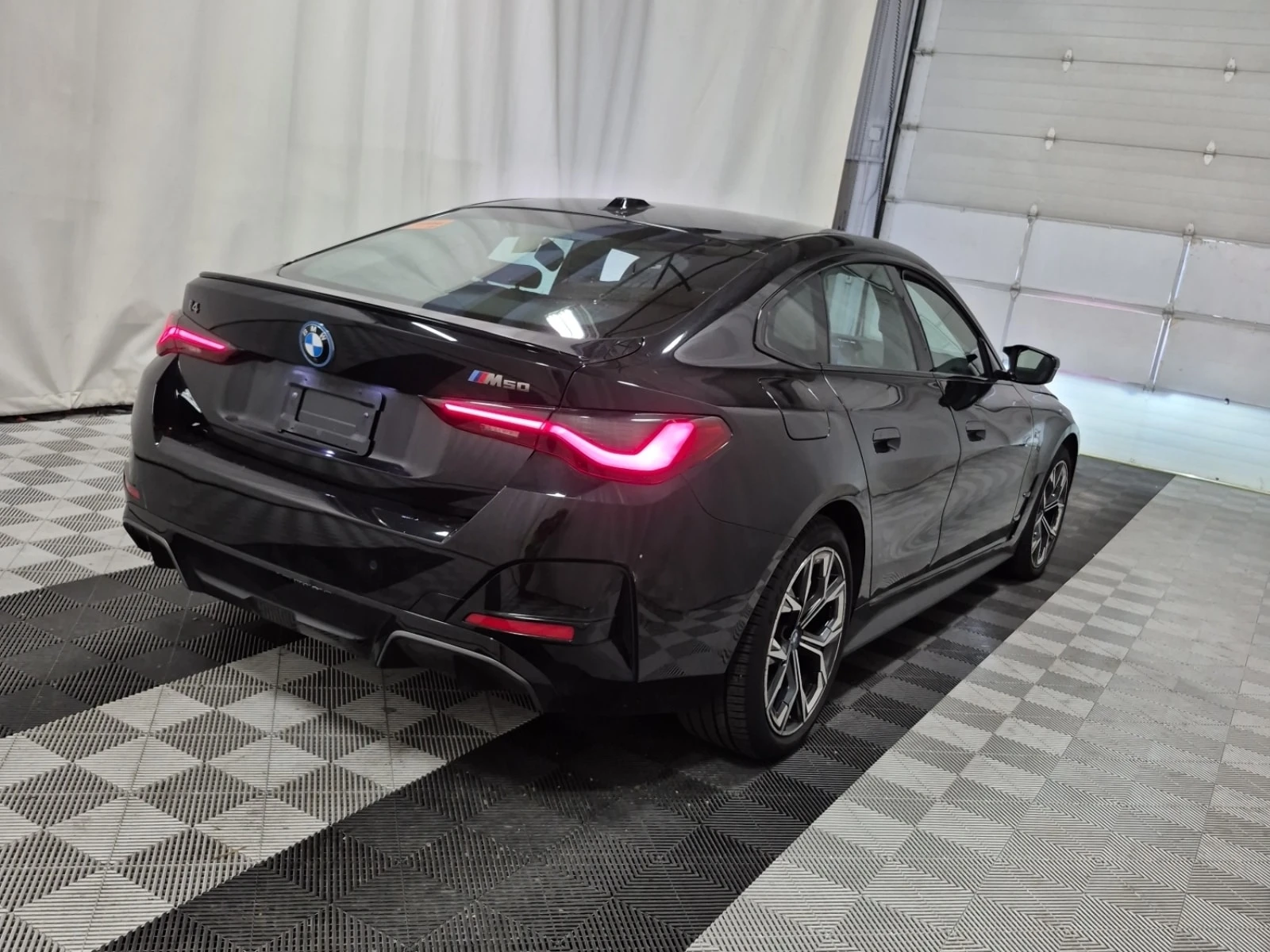 BMW i4 * M50 XDRIVE * CARFAX * От BMW * , снимка 3 - Автомобили и джипове - 56015207
