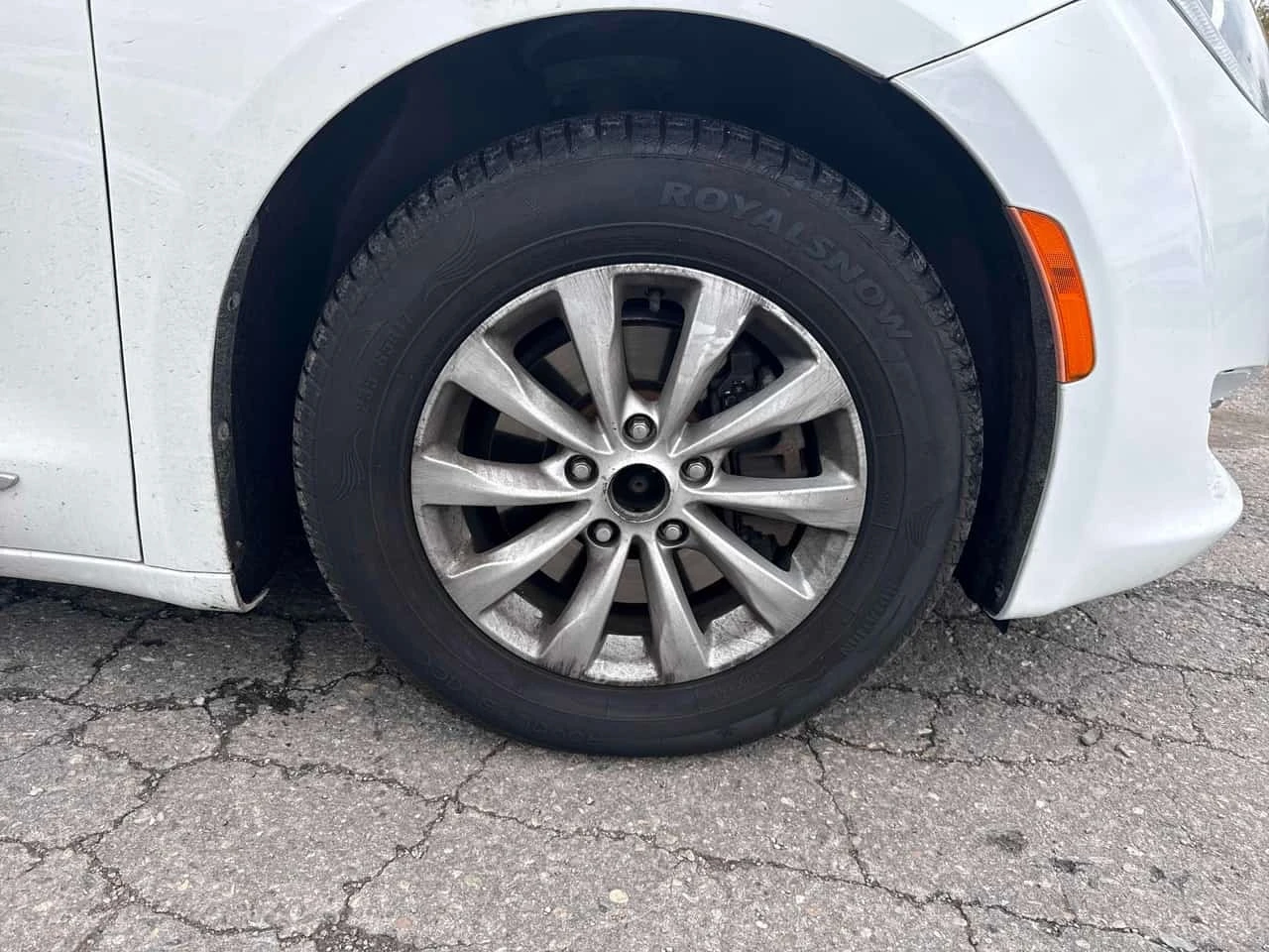 Chrysler Pacifica * Touring L * АВТОКРЕДИТ БЕЗ ПЪРВОНАЧАЛНА ВНОСКА* , снимка 7 - Автомобили и джипове - 56270983