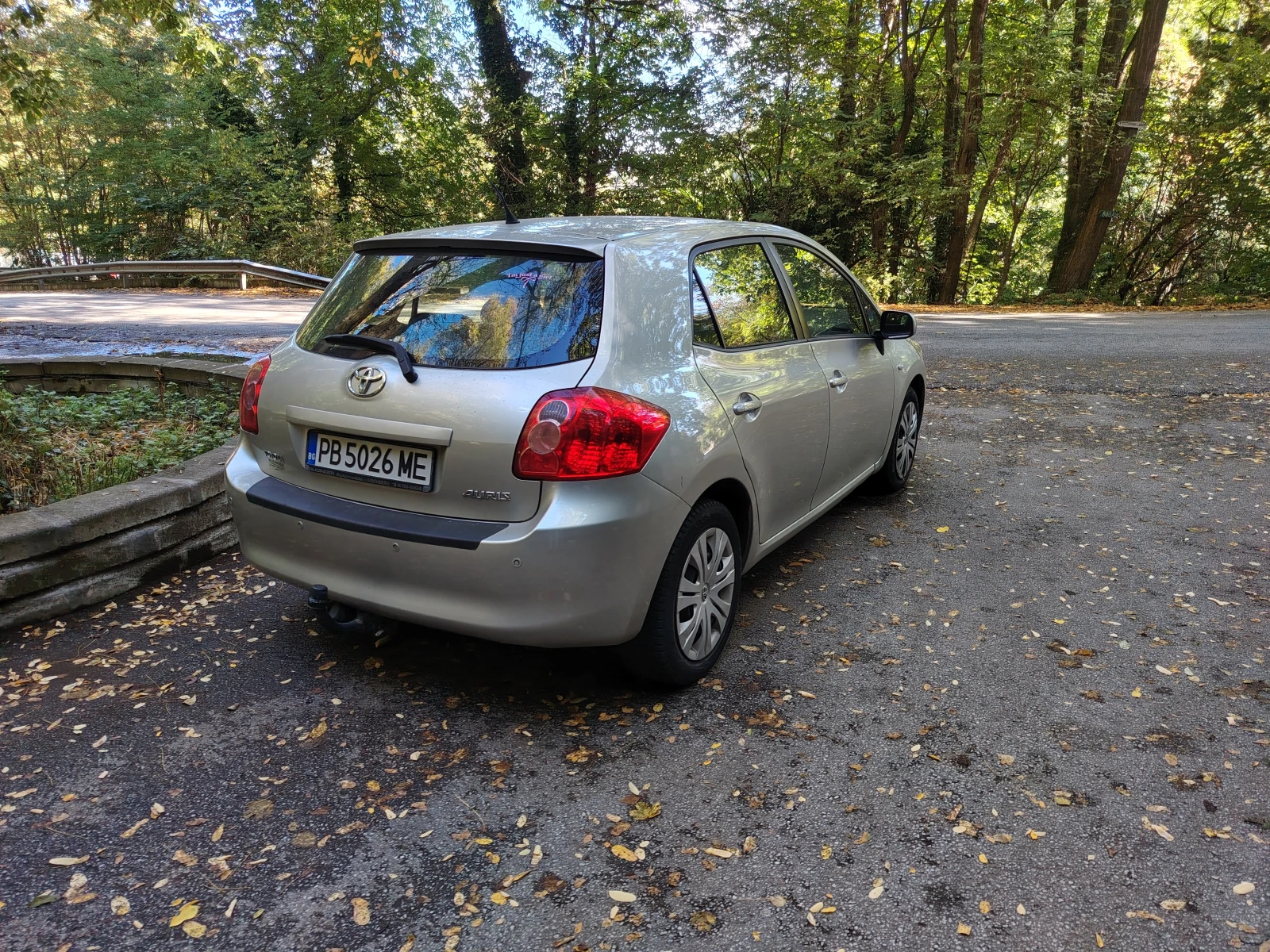 Toyota Auris 1.6, снимка 3 - Автомобили и джипове - 56543369