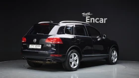 VW Touareg 3.0 TDI* 360* ЕЛ. БАГАЖНИК* ЛЮК* КРАЙНА ЦЕНА, снимка 2