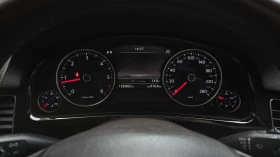 VW Touareg 3.0 TDI* 360* ЕЛ. БАГАЖНИК* ЛЮК* КРАЙНА ЦЕНА, снимка 8