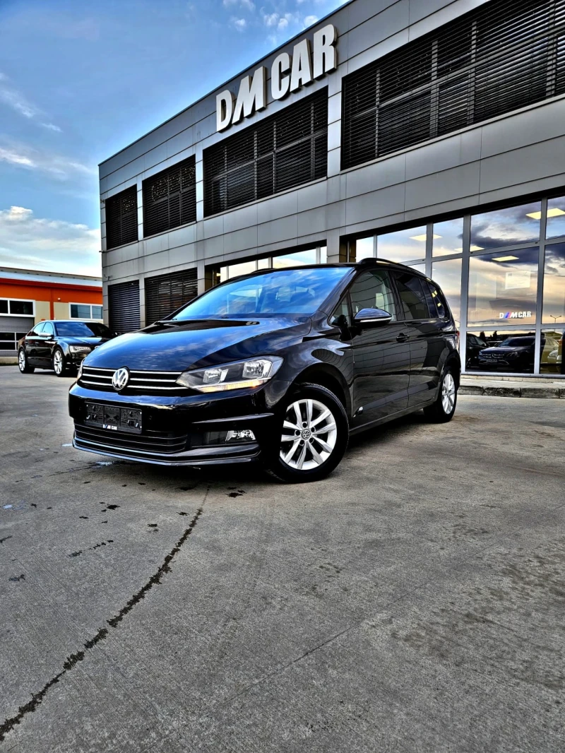 VW Touran, снимка 1 - Автомобили и джипове - 48296325