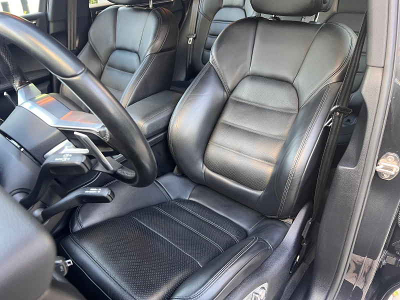 Porsche Macan 3.0 V6 S PDK Bi-Turbo, снимка 10 - Автомобили и джипове - 51359373