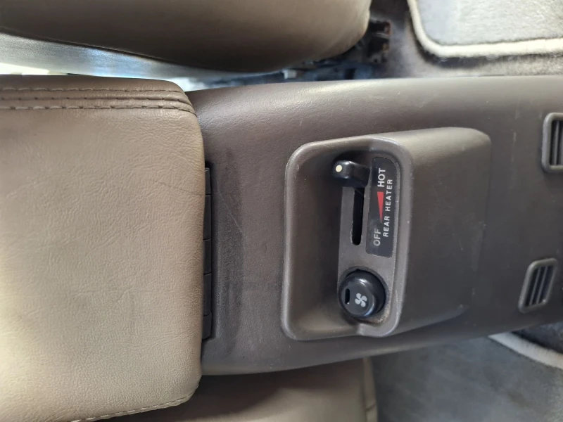 Mitsubishi Pajero sport 2.5 99к.с, снимка 8 - Автомобили и джипове - 52740891