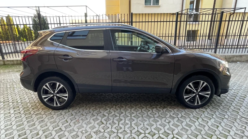 Nissan Qashqai, снимка 5 - Автомобили и джипове - 52875341
