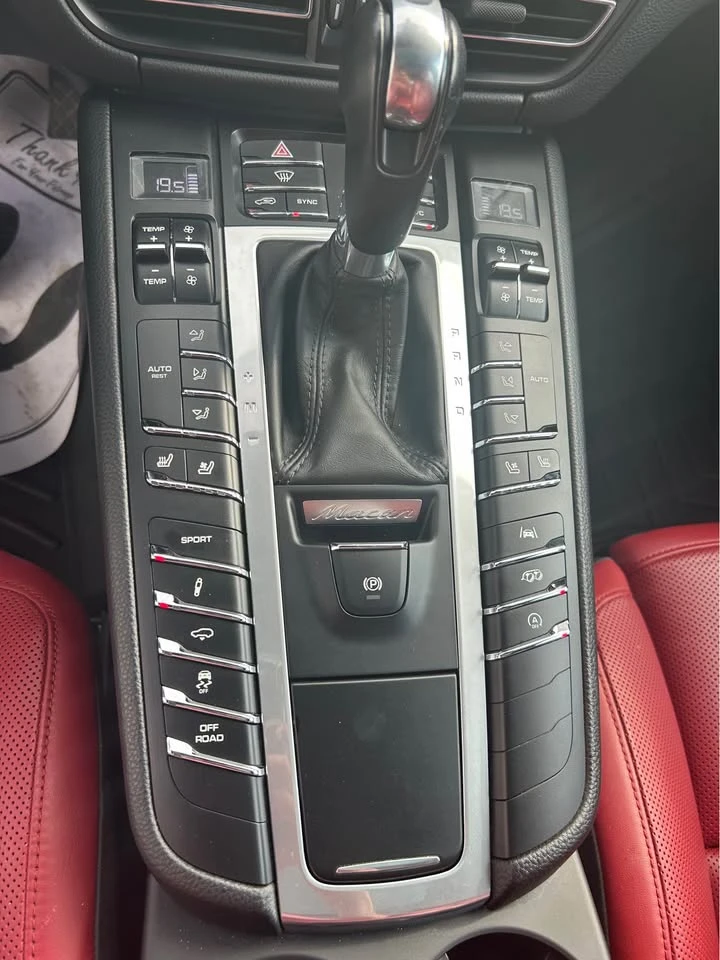 Porsche Macan GTS* CARFAX* АВТОФИНАНС* БЕЗ ПЪРВОНАЧАЛНА ВНОСКА*  - изображение 7