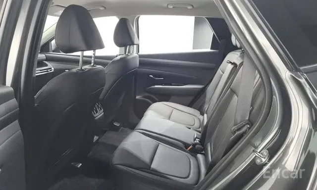 Hyundai Tucson 1.6 T-GDI Premium | HUD | 360 Камера | Панорама | , снимка 12 - Автомобили и джипове - 54622813