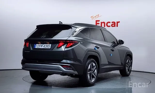 Hyundai Tucson 1.6 T-GDI Premium | HUD | 360 Камера | Панорама | , снимка 2 - Автомобили и джипове - 54622813