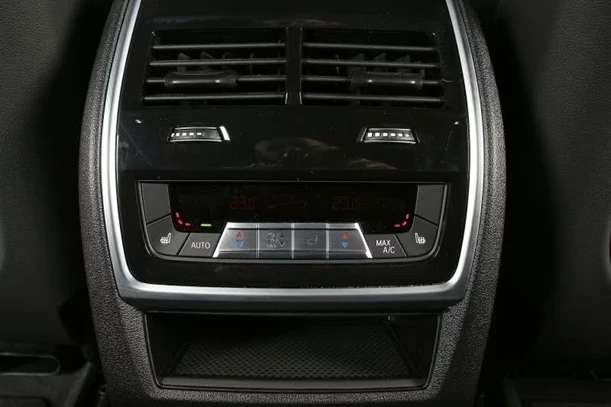 BMW X5 30d xDrive = M-Sport Pro = Гаранция, снимка 13 - Автомобили и джипове - 54929360
