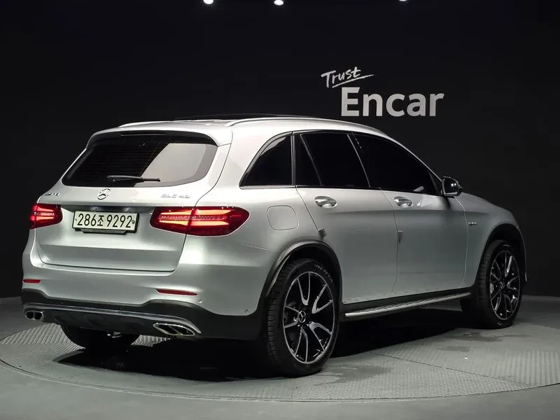Mercedes-Benz GLC 43 AMG 4Matic, снимка 2 - Автомобили и джипове - 55717890