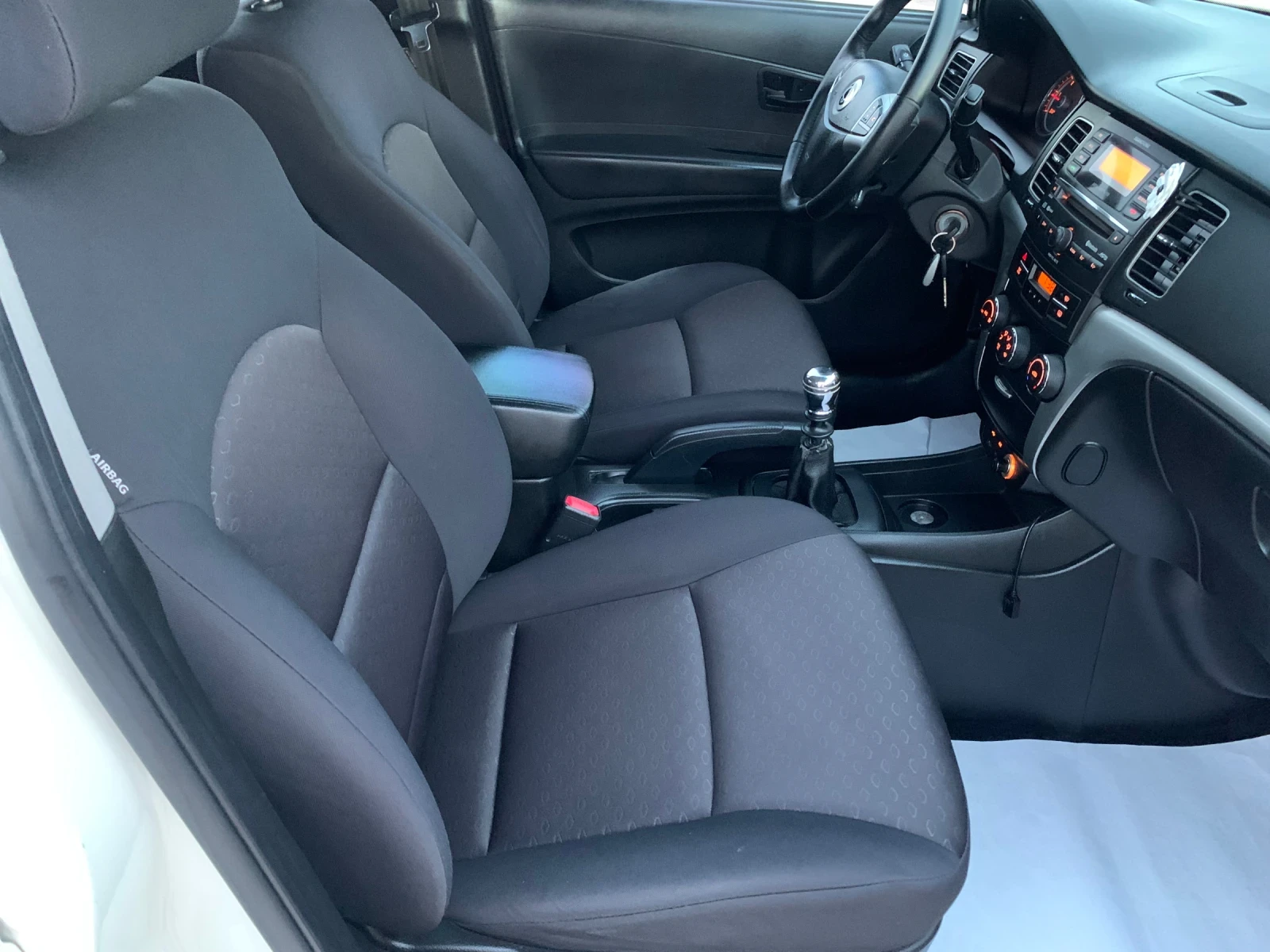 SsangYong Korando D2.0T | Mobile.bg — изображение 14