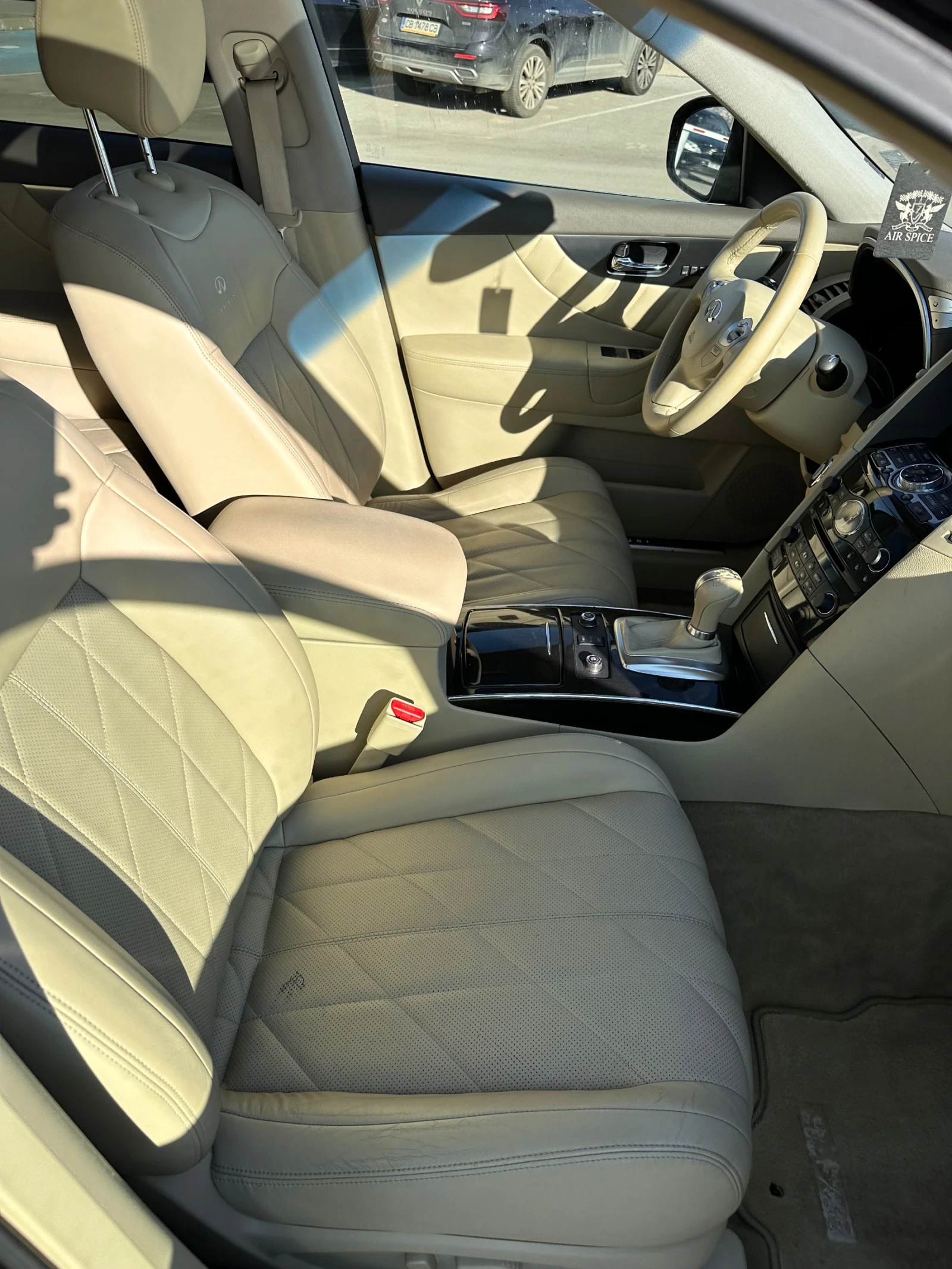 Infiniti QX70 FX35 - Газ/Бензин - изображение 10