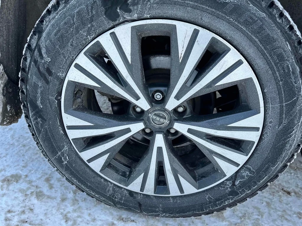 Nissan Rogue * SV * AWD * ПОДГРЕВИ * CARFAX *  - изображение 7