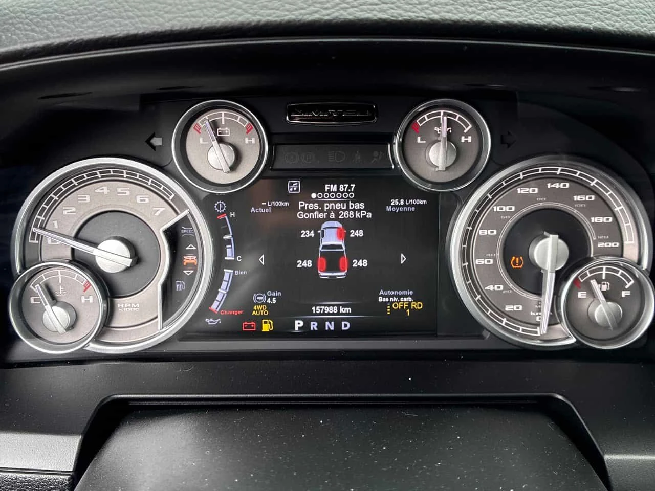 Dodge RAM 1500 * Limited * ПОДГРЕВ* ОБДУХВАНЕ* , снимка 8 - Автомобили и джипове - 54359111