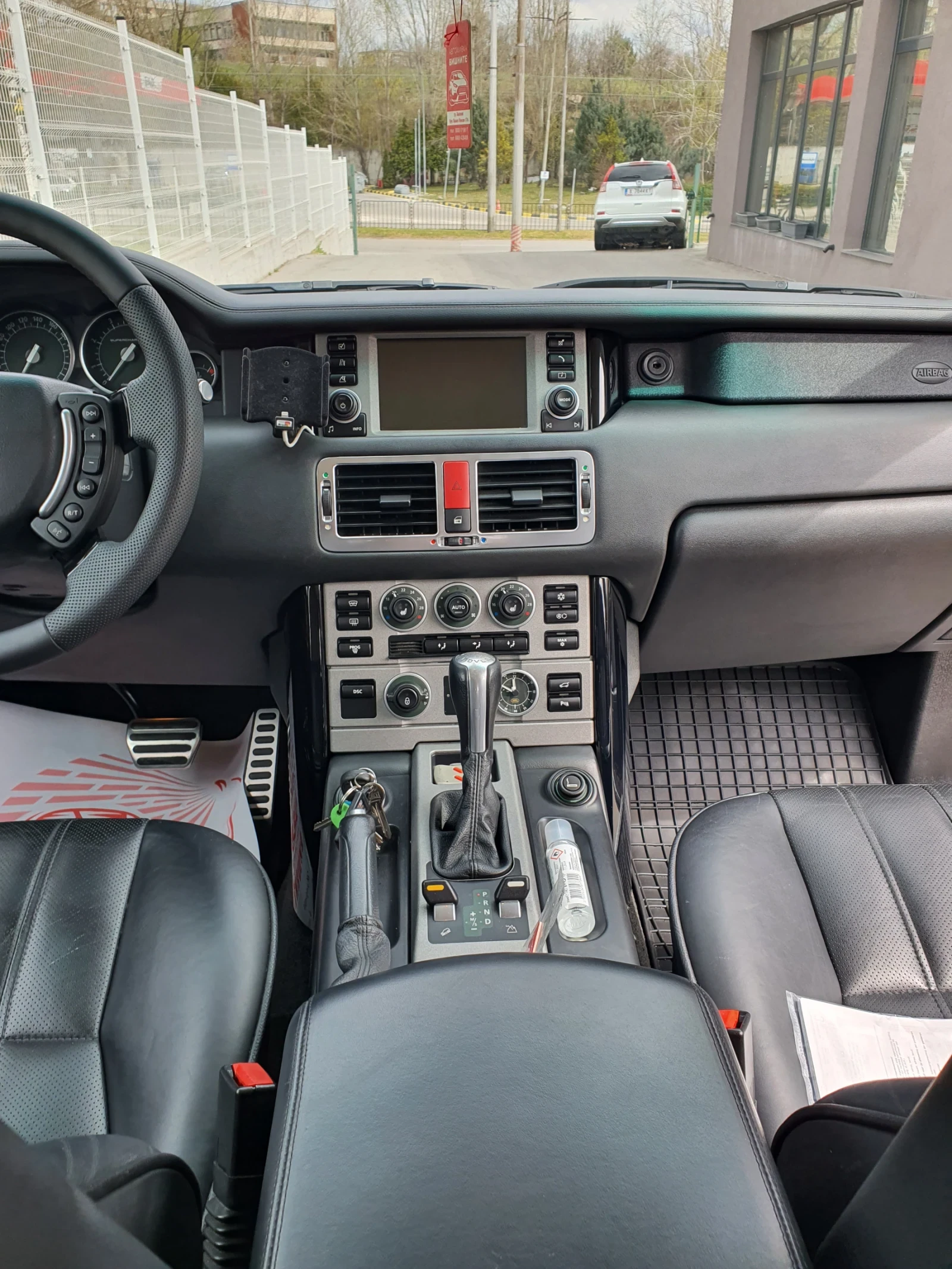 Land Rover Range rover Supercharged 4.2, снимка 9 - Автомобили и джипове - 54704851