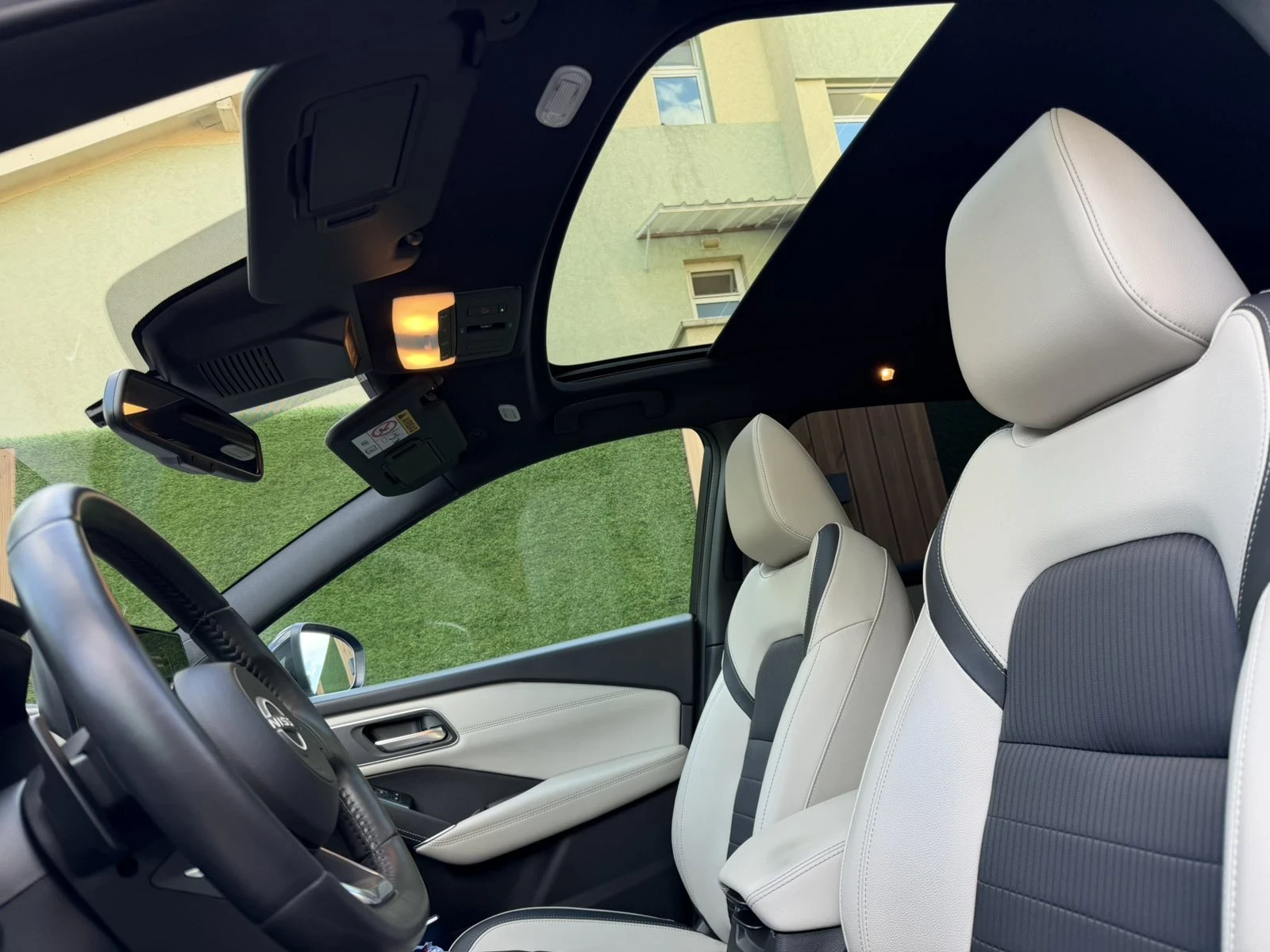 Nissan Qashqai 1.3  DIG -T HO CVT Tekna Two Tone, снимка 7 - Автомобили и джипове - 54728369