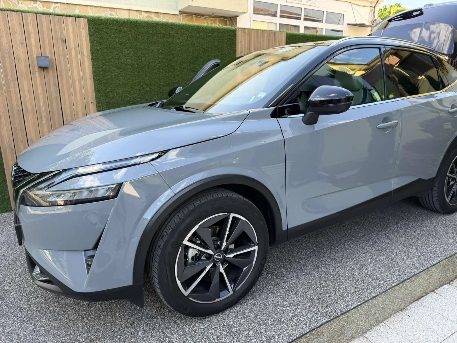 Nissan Qashqai 1.3  DIG -T HO CVT Tekna Two Tone, снимка 2 - Автомобили и джипове - 54728369