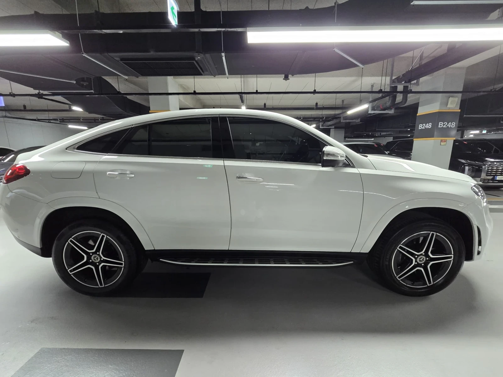 Mercedes-Benz GLE 400 Mercedes GLE400d Coupe AMG Line   360    Burmester, снимка 13 - Автомобили и джипове - 55435831