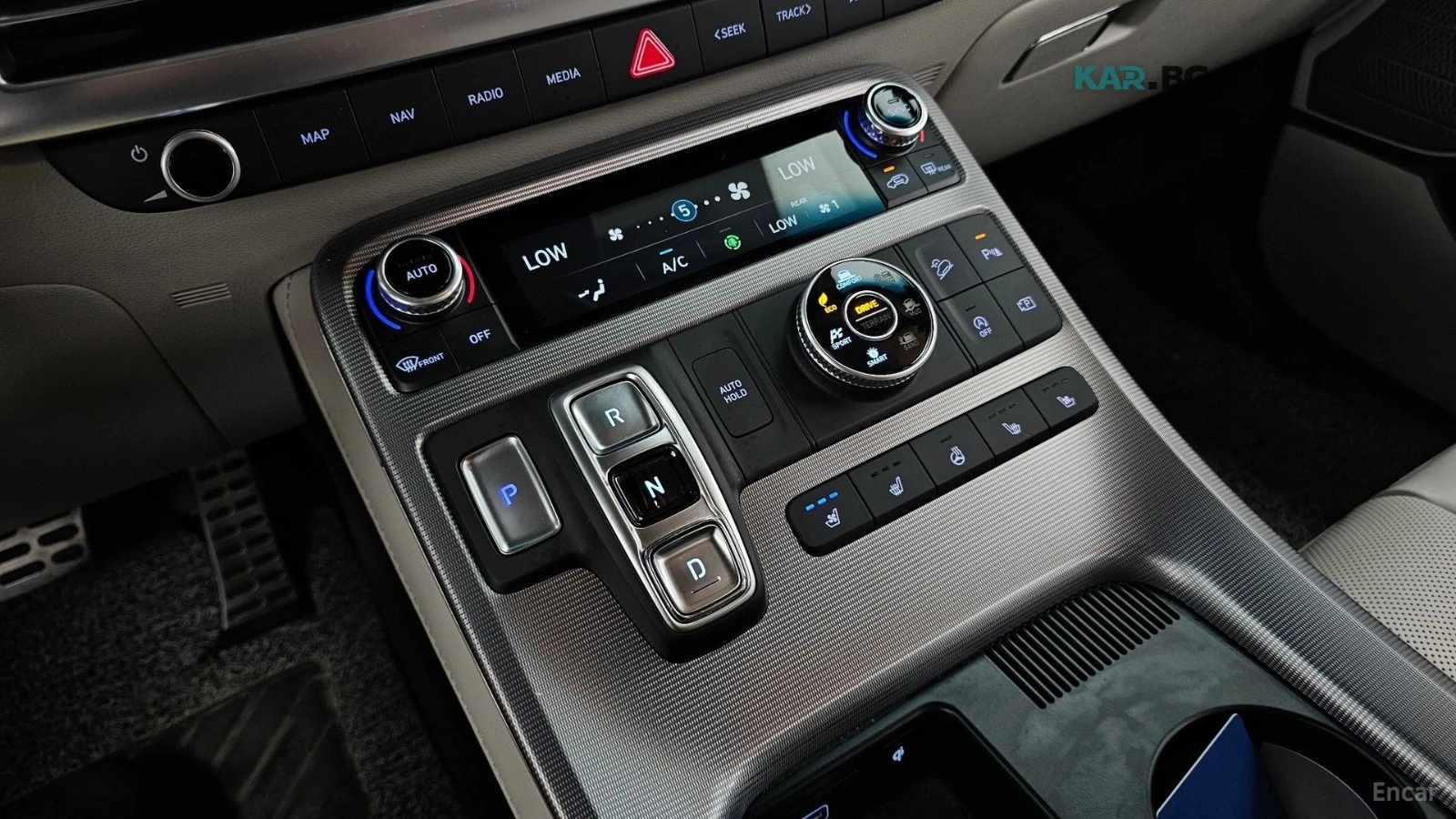 Hyundai Palisade 3.8* 4WD* CALLIGRAPHY* МАСАЖ* 360* ПАНО* ПОДГР* ОБ, снимка 7 - Автомобили и джипове - 55722479