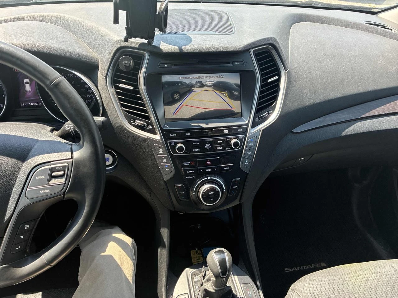 Hyundai Santa fe XL 3.3* Обдух* Камера* Пано* 6 местна* Подгреви, снимка 9 - Автомобили и джипове - 55739041
