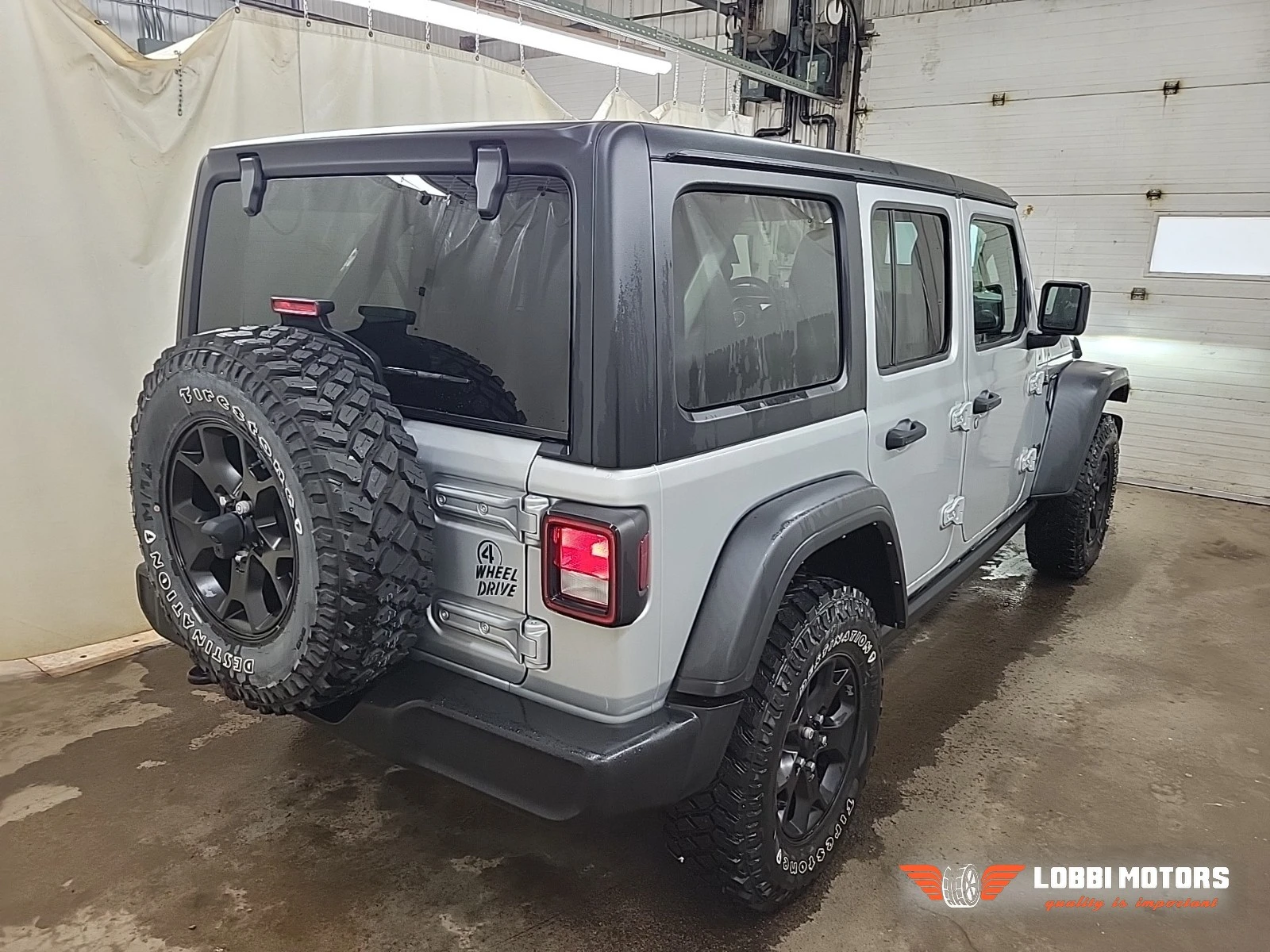 Jeep Wrangler, снимка 2 - Автомобили и джипове - 55928325