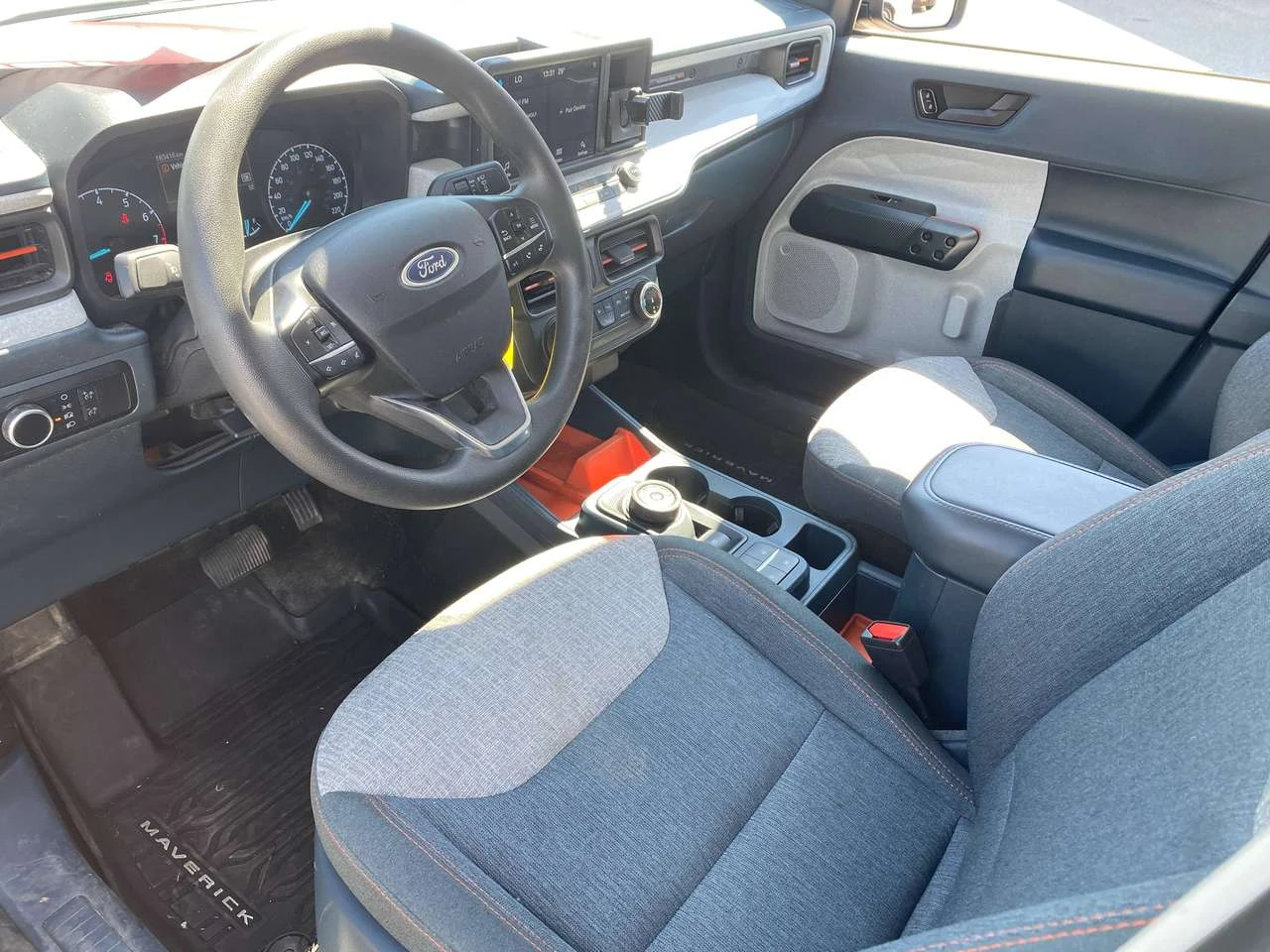 Ford Maverick XLT, CLEAN CARFAX, AWD, BACK UP CAMERA! | Mobile.bg � ����������� 11