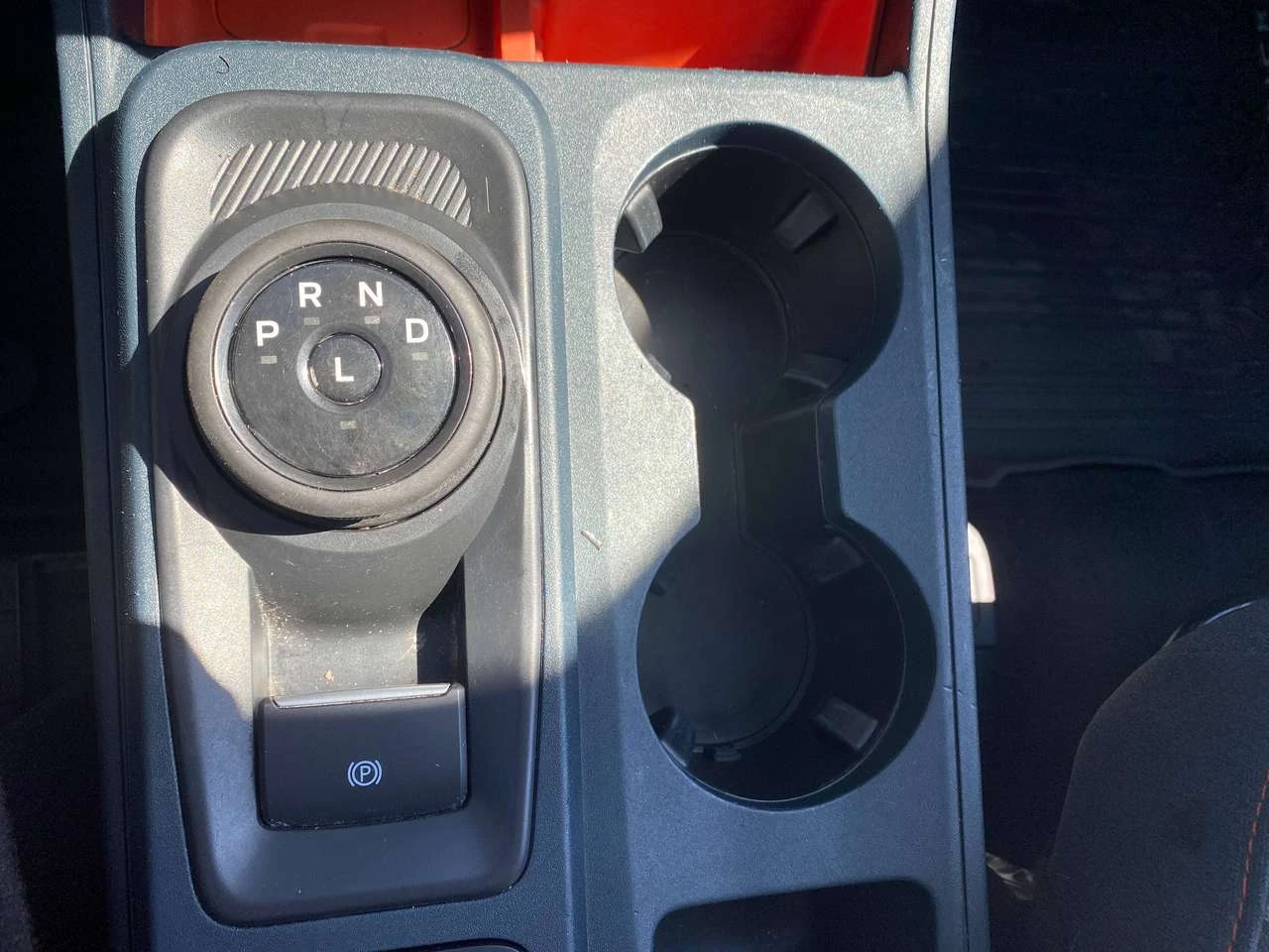 Ford Maverick XLT, CLEAN CARFAX, AWD, BACK UP CAMERA! | Mobile.bg � ����������� 16