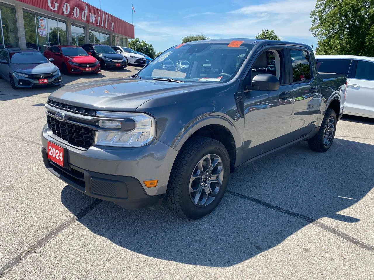 Ford Maverick XLT, CLEAN CARFAX, AWD, BACK UP CAMERA! | Mobile.bg � ����������� 4