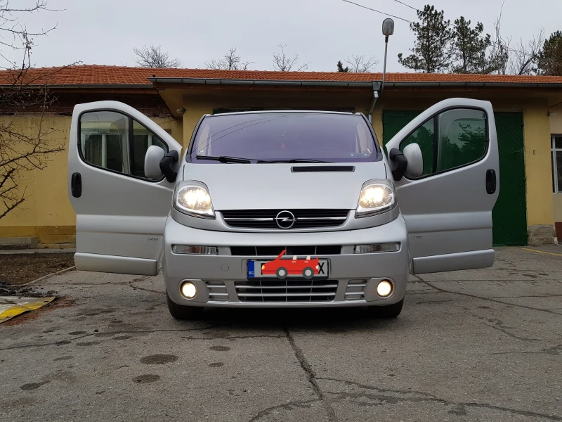 Opel Vivaro, снимка 3 - Бусове и автобуси - 53407480