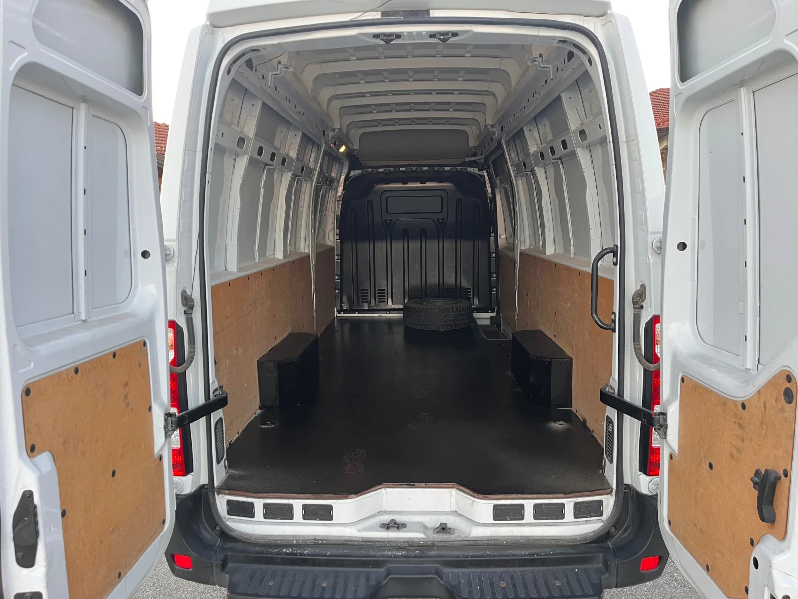 Renault Master 2.3dCi* Maxi* LED - изображение 10