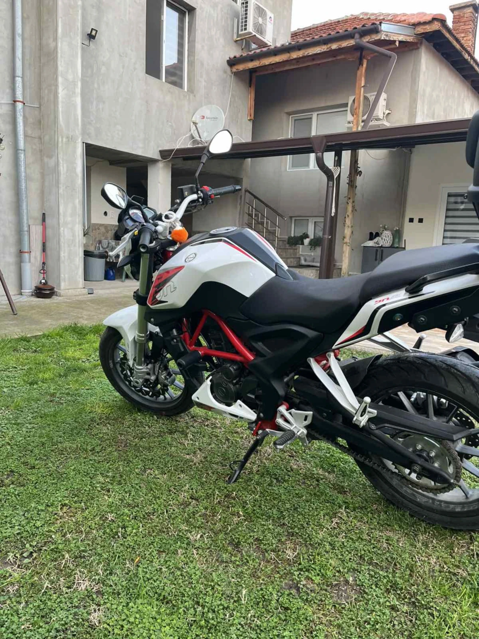 Benelli 250 250cc  - изображение 3