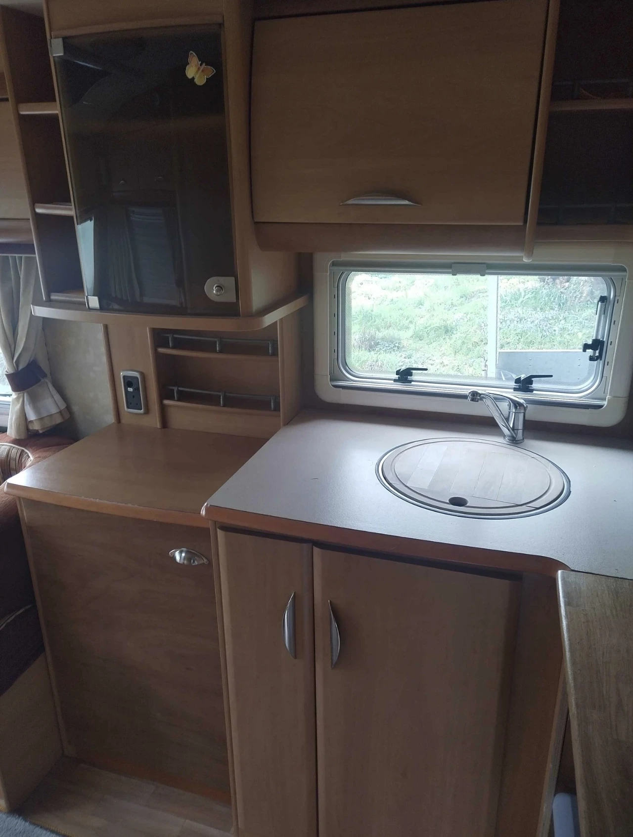 Каравана Swift Challenger 470 SE, снимка 6 - Каравани и кемпери - 54661325