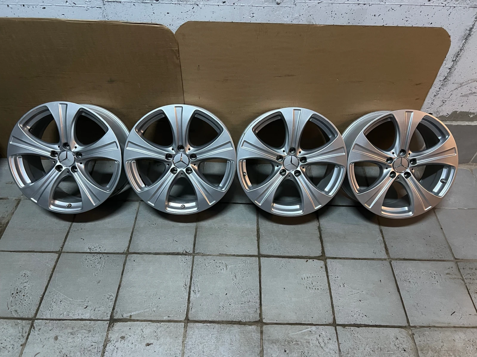 ������ | Mobile.bg � ����������� 4