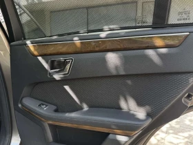 Mercedes-Benz E 220, снимка 16