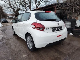 Peugeot 208 1.2i Газ-Бензин, снимка 2