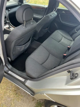 Mercedes-Benz C 270, снимка 10